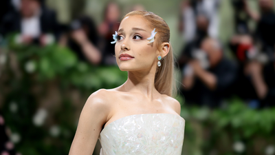 Ariana Grande’s emotional reaction to her Oscar nomination