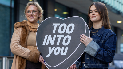 ‘Love should feel safe’ – The Women’s Aid podcast is vital for relationship education