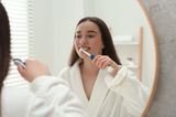 Dentist reveals the common mistakes people make while brushing their teeth that turn them yellow
