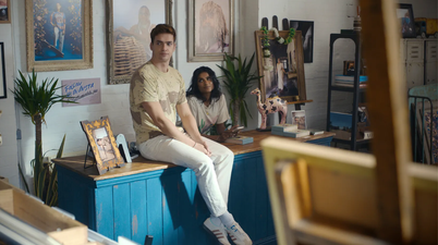 Bridgerton fans need to watch this new English rom-com