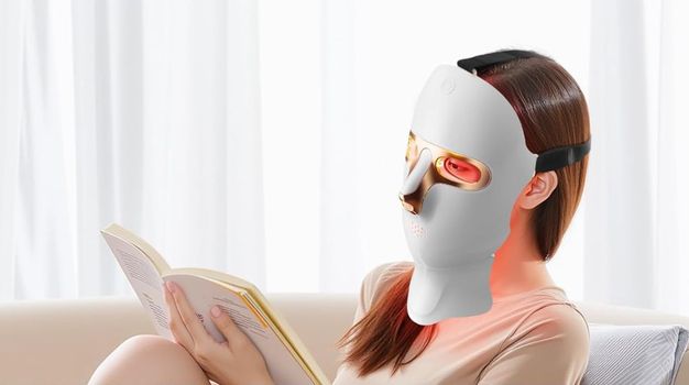 LED face mask that gives 'salon treatment without the price tag' gets huge discount