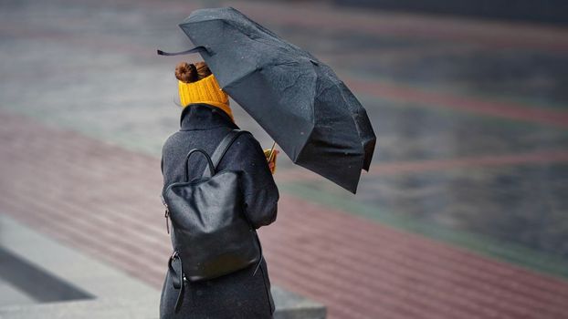 Irish households urged to 'charge phones now' as Met Eireann issues major weather warning