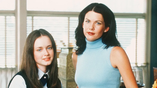 Gilmore Girls star Lauren Graham is writing a book about the show